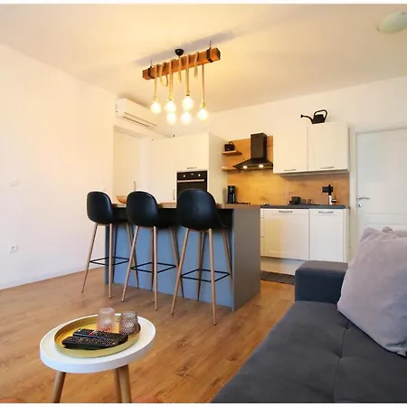 Apartment Silicon *