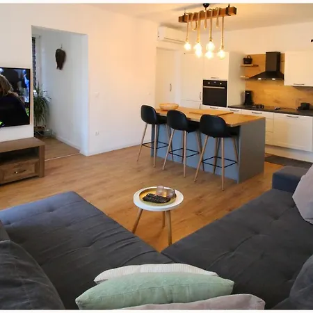 Apartment Silicon *